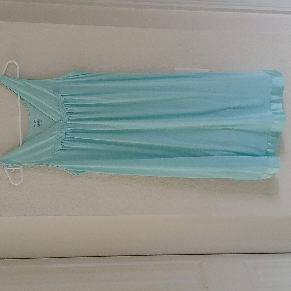 Vintage Vanity Fair Aqua Nightgown size Small